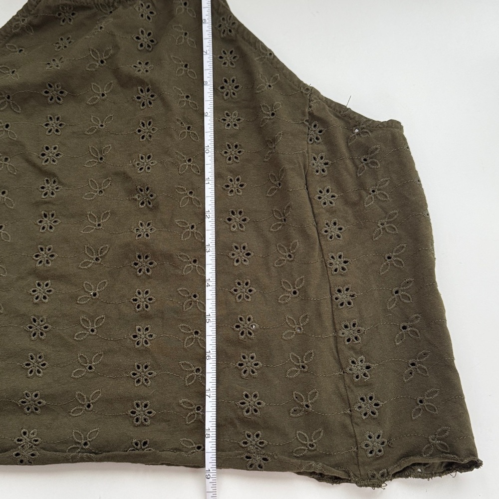 Brandy Melville Eyelet top - Picture 6 of 6